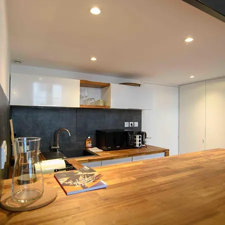 Bright & Peaceful Cocoon Perfect For 4 * Lyon